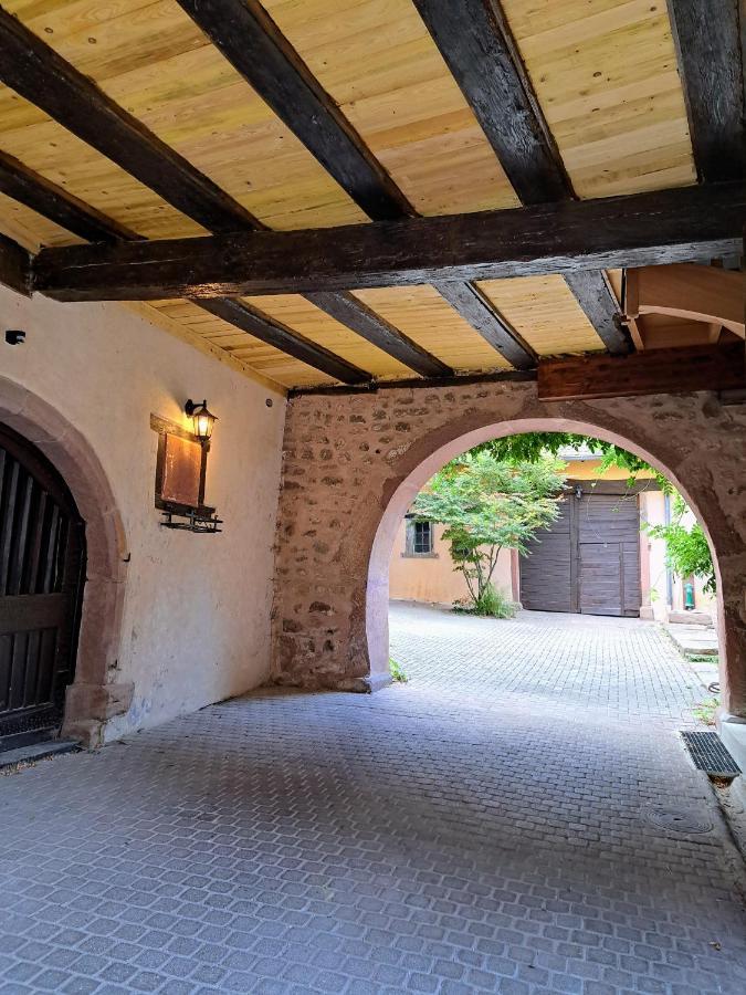 Gite Entre Vignes Et Vergers Maison Historique Gueberschwihr Exterior foto
